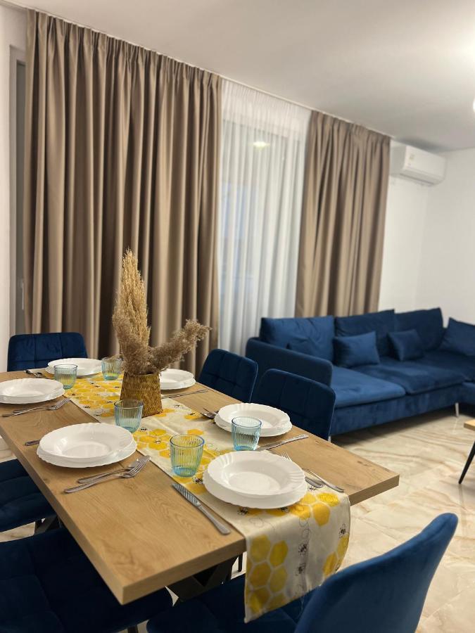 Pine Apartments At San Pietro Resort Durres Exterior photo