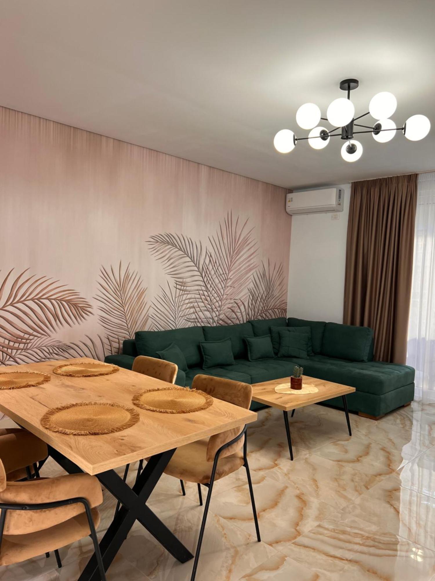 Pine Apartments At San Pietro Resort Durres Exterior photo